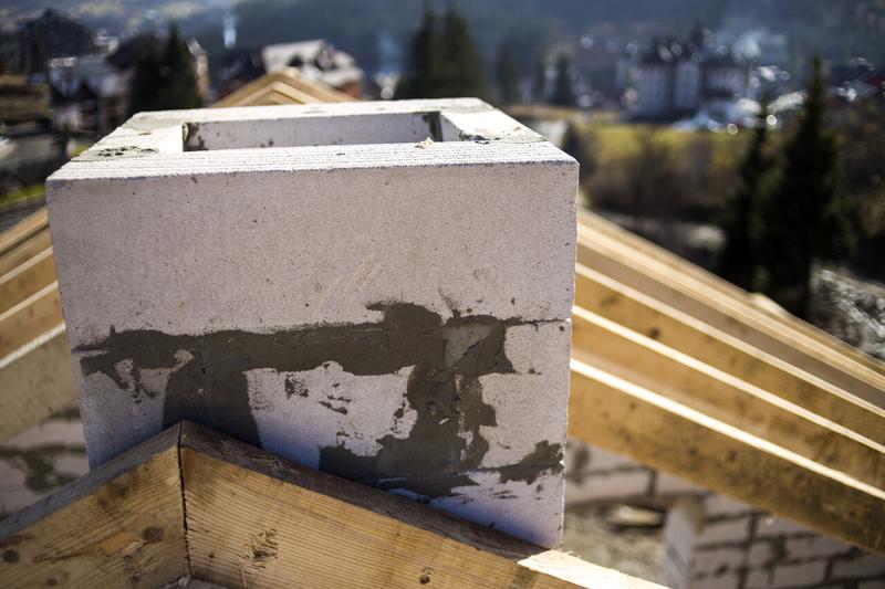 Ceny murowania komina – ile naprawdę zapłacisz i jak zaoszczędzić?