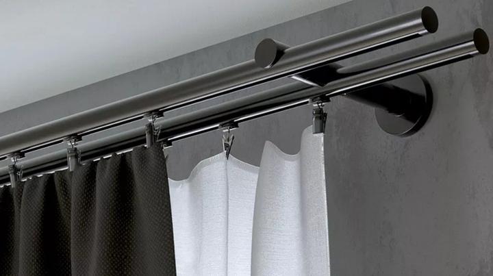 Wybór karniszy do salonu