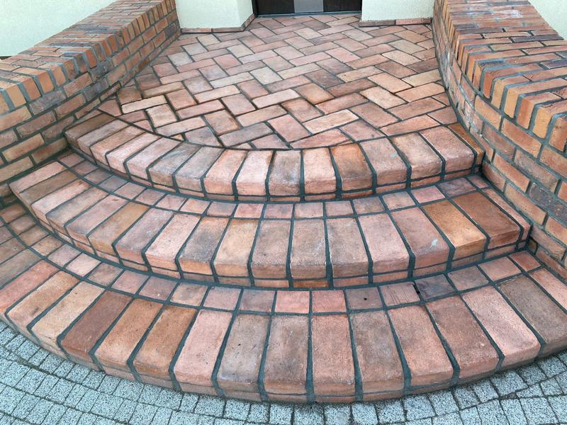 Zbuduj perfekcyjne schody z cegły: najczęstsze błędy i jak ich unikać