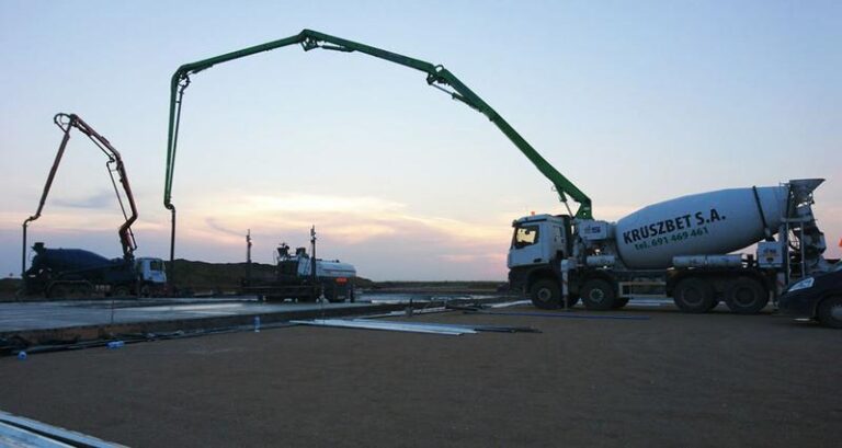 Ile tak naprawdę zapłacisz za m3 betonu z gruszki? Ukryte koszty, które musisz znać