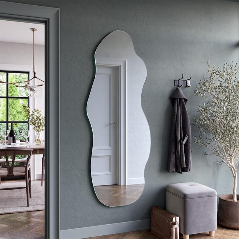 Lustro w przedpokoju