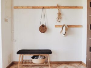 Twój idealny wieszak do przedpokoju: 8 kroków DIY, które musisz znać!