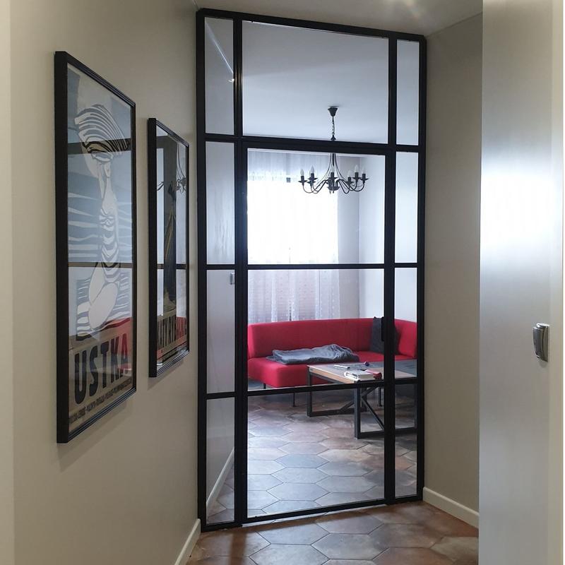 Szklane drzwi wiatrołapu