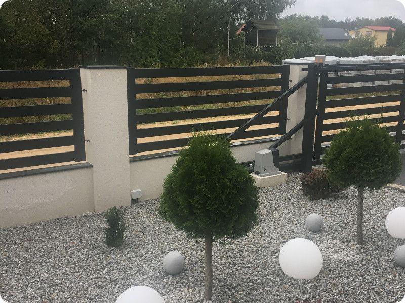 Stylowe daszki z blachy na murki – jak zadbać o estetykę i ochronę ogrodzenia